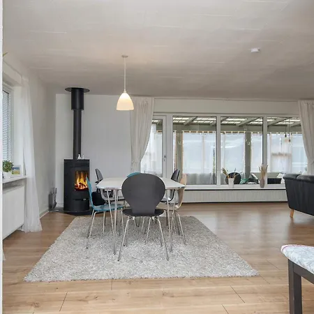 Cozy House Retreat Feriehus